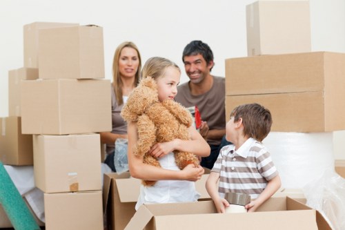 Local moving transport options for homes and businesses in Merton